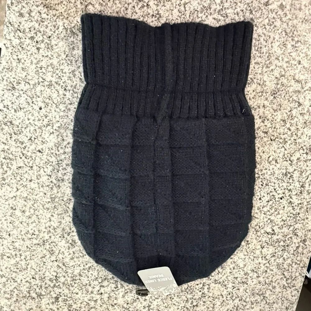 Black Cable-knit Fleece Lined Beanie NWT